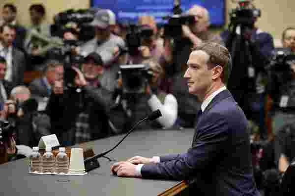 马克·扎克伯格 (Mark Zuckerberg) 国会证词中最大的启示和最奇怪的时刻