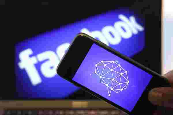 剑桥分析丑闻使人们退出了Facebook，但业务页面未触及